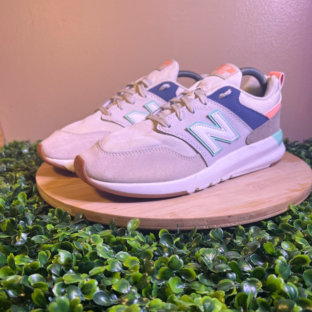 🔥 NEW BALANCE WS009RB1 WOMENS RUNNING SHOES BEIGE LEATHER SUEDE SIZE 8.5 NWOT - Picture 2 of 9